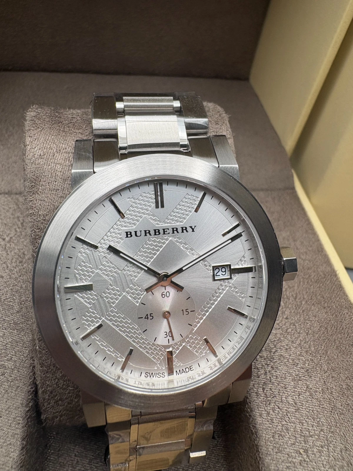 Burberry BU9900 -l1600